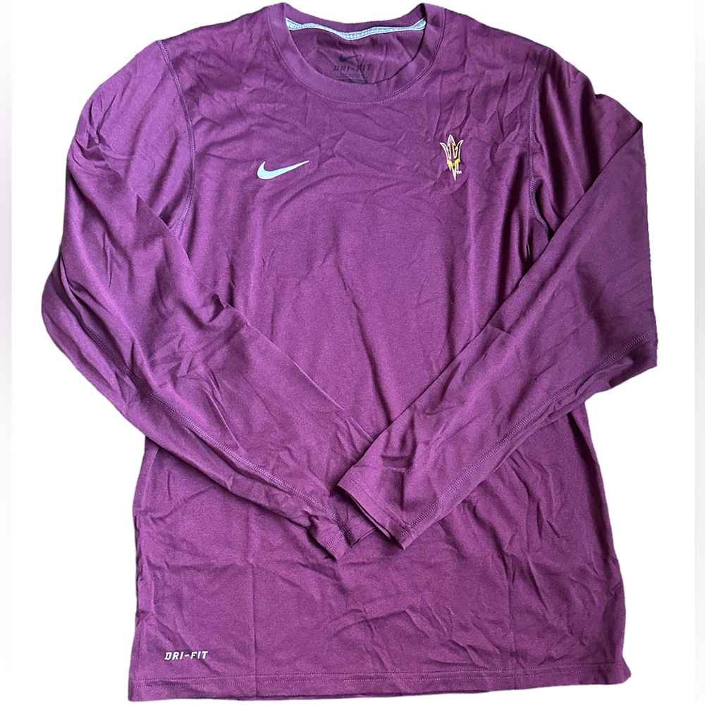 NWOT Men's Nike Legend 2.0 Long Sleeve Tee